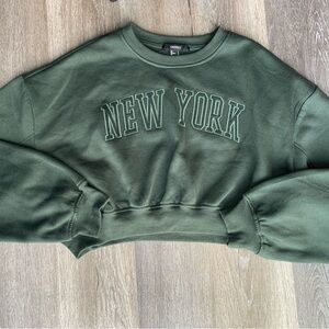 Forest Green New York Crop Sweatshirt